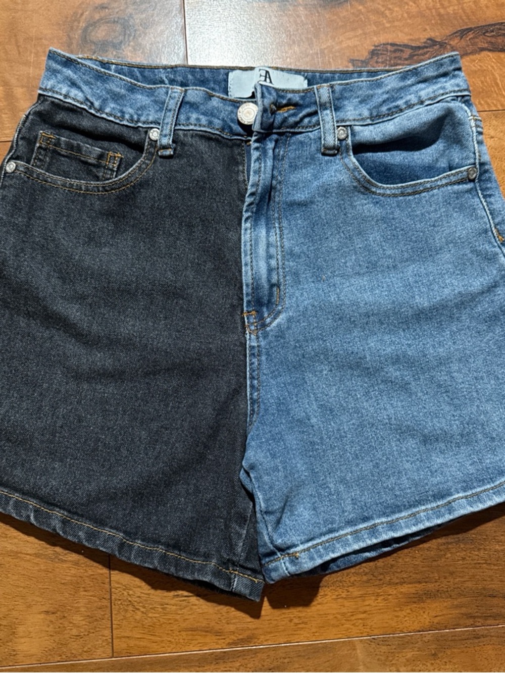 Two-Tone Denim Bermuda Shorts - Black & Blue